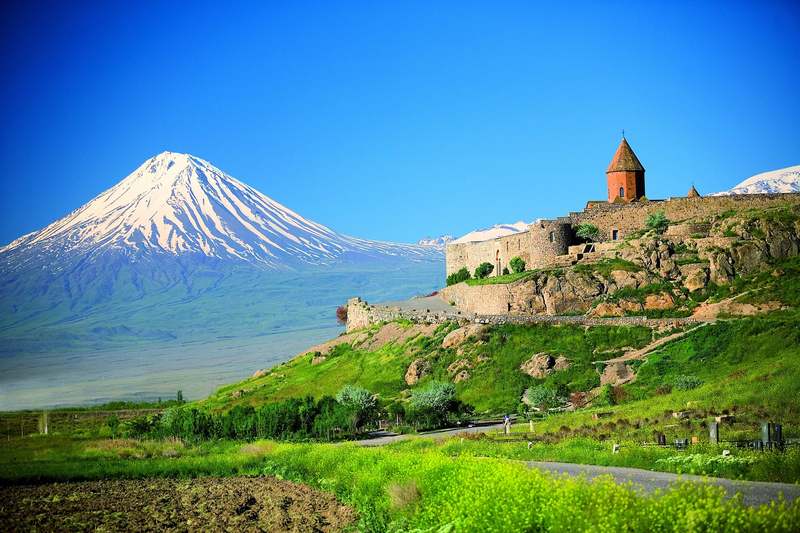 Treking na Ararat 5137 m - najvišja gora Turčije